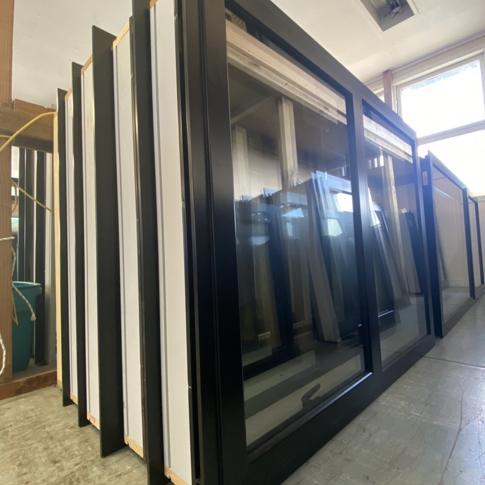 NEW Double Glazed Aluminium Window 1200 x 900 Matte Black