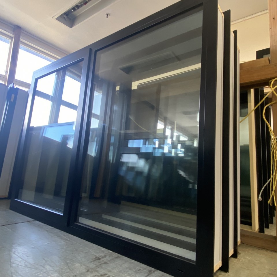 NEW Double Glazed Aluminium Window 1400 x 1000 Matte Black