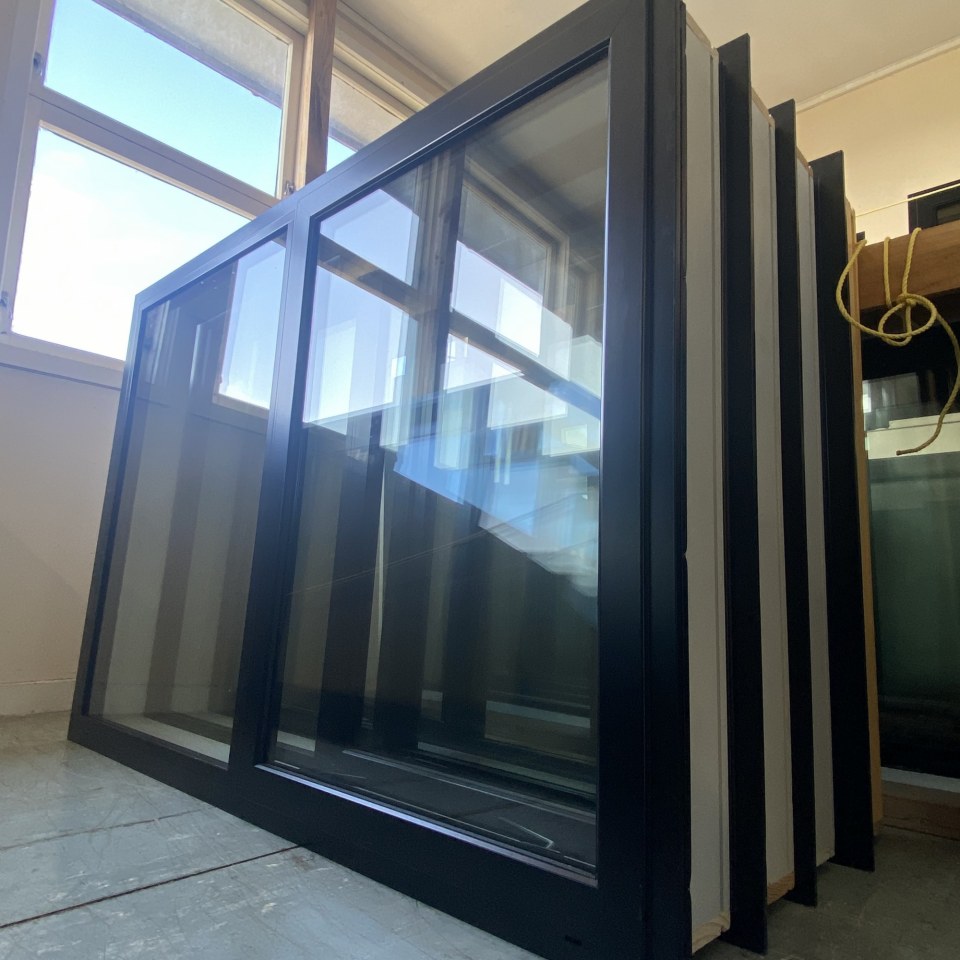 NEW Double Glazed Aluminium Window 1400 x 1000 Matte Black