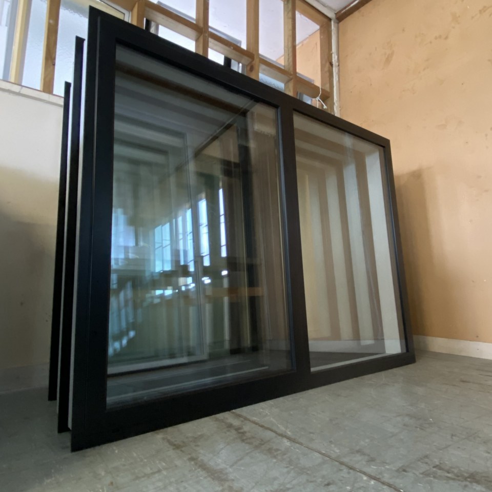 NEW Double Glazed Aluminium Window 1600 x 1200 Matte Black