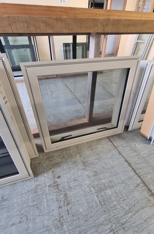 NEAR NEW Double Glazed Aluminium Window 800 x 660 #1677