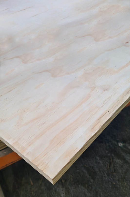 18mm Radiata Pine Face Poplar Core Plywood, Untreated 2400 x 1200