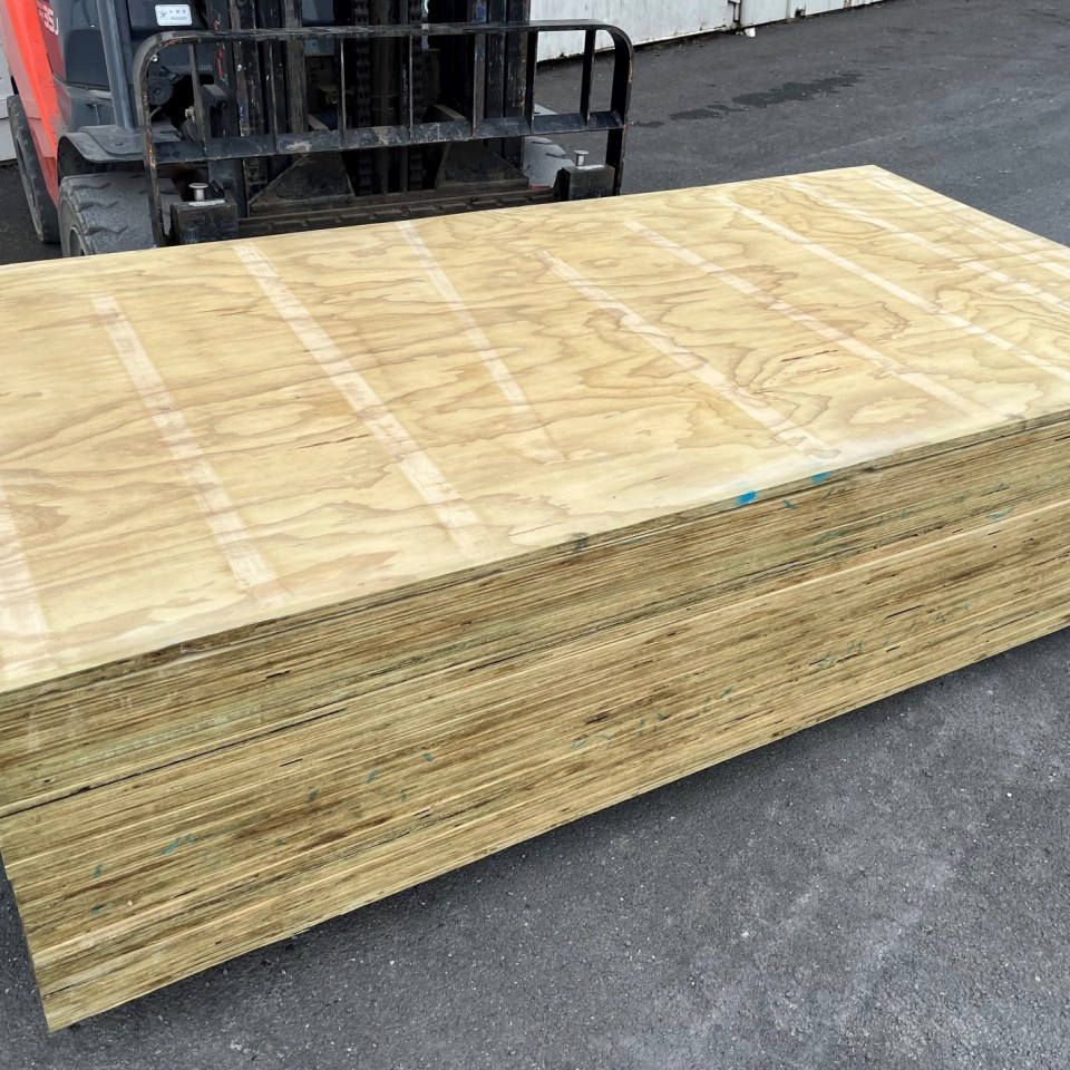 21mm Non-Structural H3 Treated Plywood 2400 x 1200