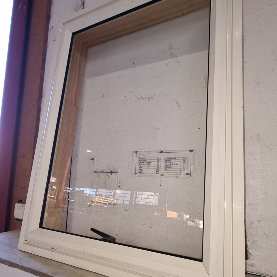 Recycled Aluminium Window 600 x 800 #2221