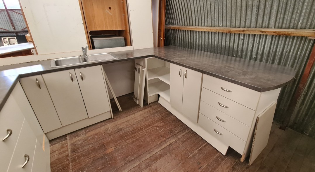 Recycled Complete Kitchen #2834