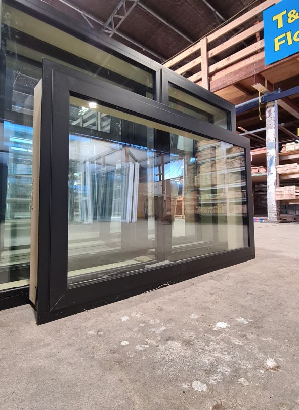NEAR NEW Double Glazed Aluminium Window 1300 x 750 #3057