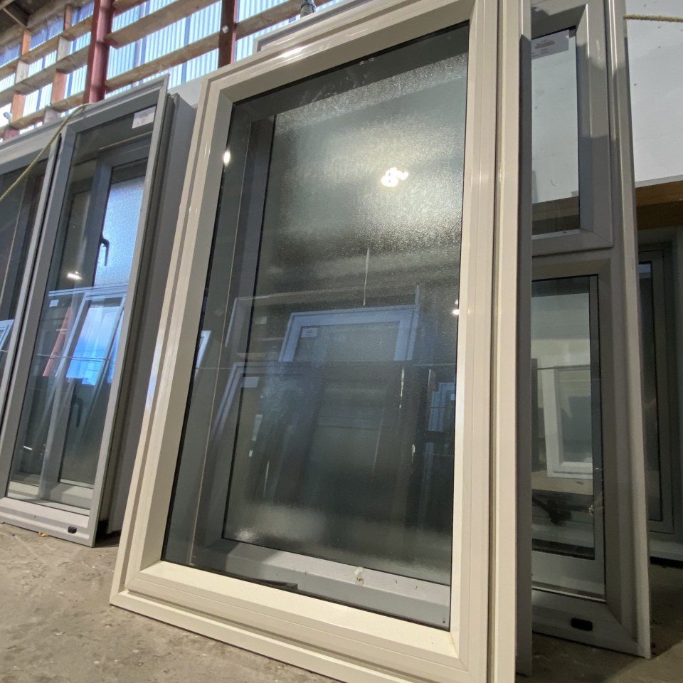 Recycled Aluminium Window 600 x 1000 #3460