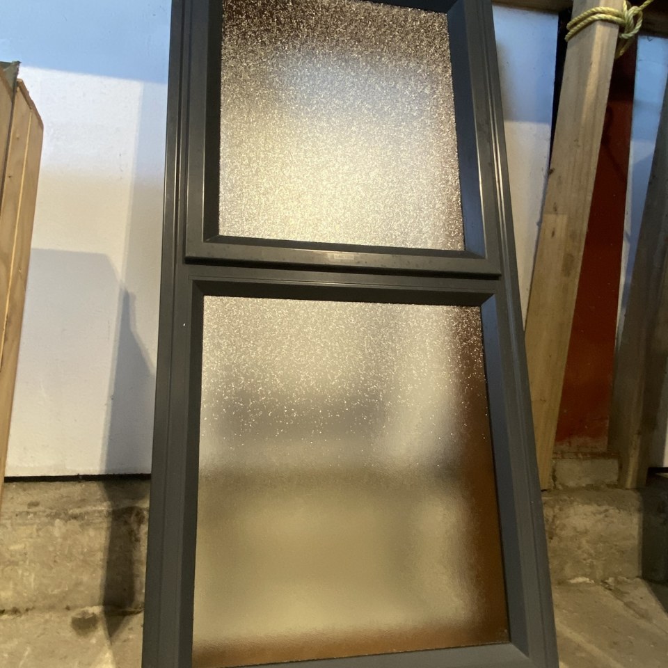 Recycled Aluminium Window 500 x 1090 #3467