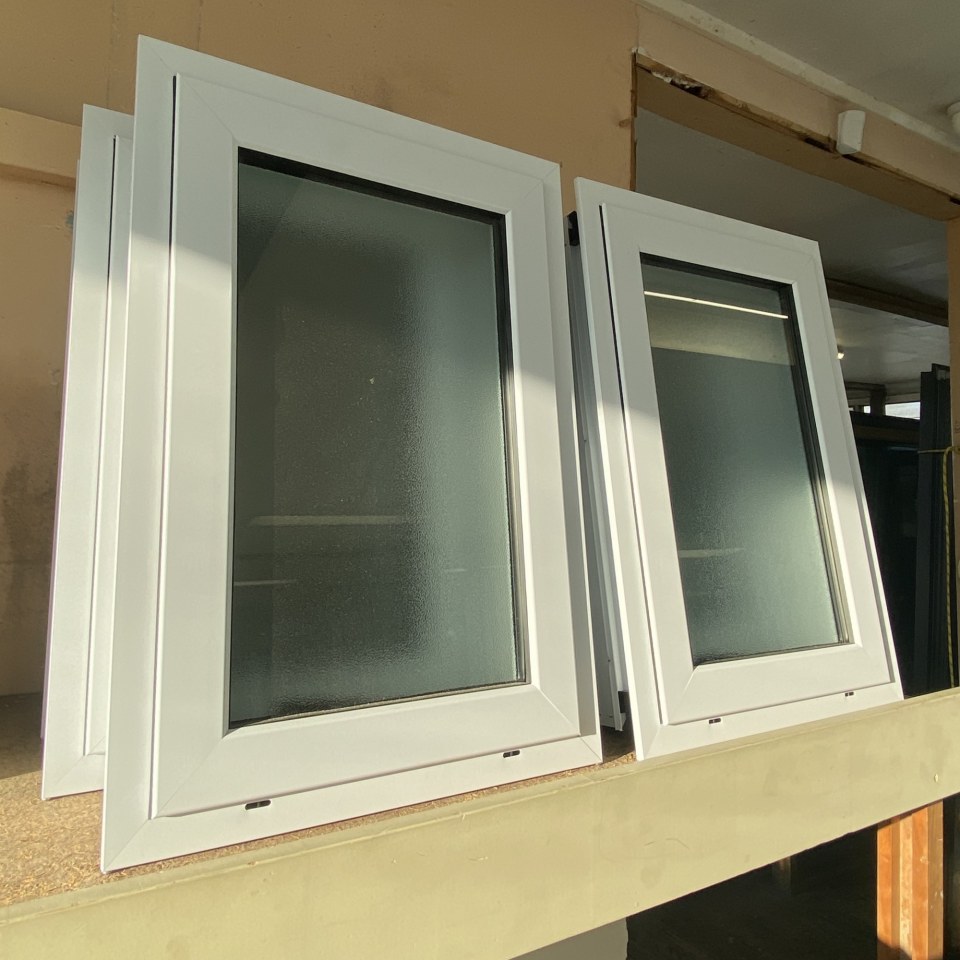 NEW Double Glazed Aluminium Opaque Window 400 x 600 Arctic White