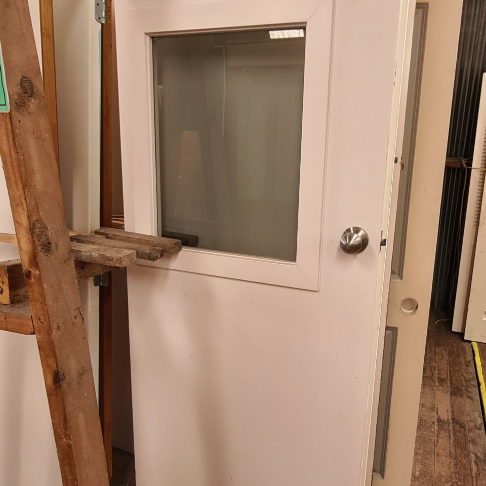 Recycled Wooden Interior Door Leaf 760w #561