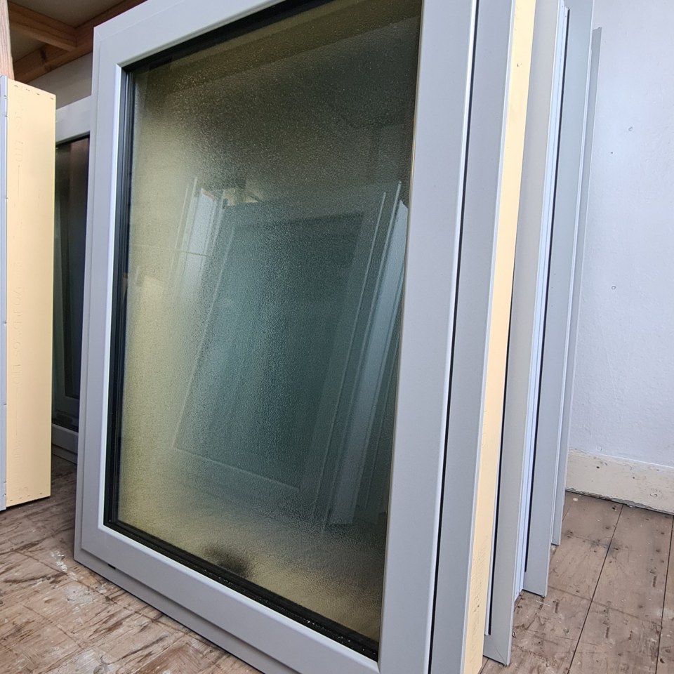 NEW Double Glazed Aluminium Opaque Window 600 x 800 Silver Pearl
