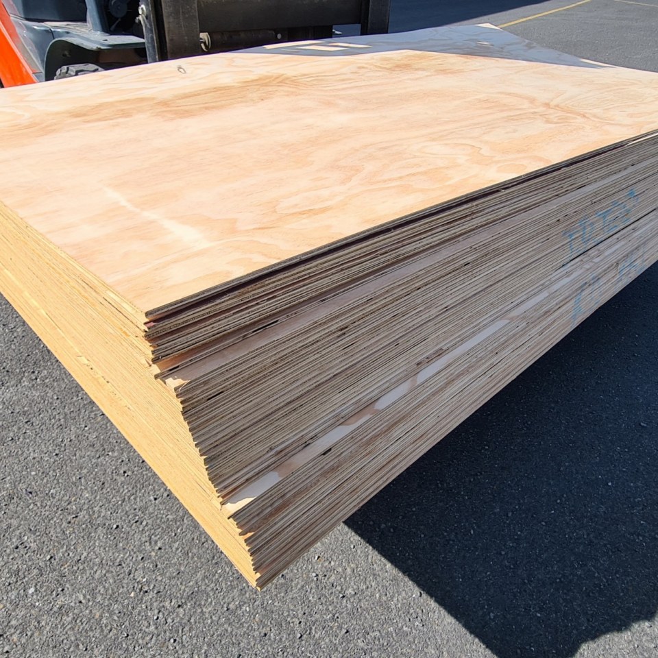 7mm Plywood Untreated, Downgrade 2400 x 1200 *LIMITED STOCK!*