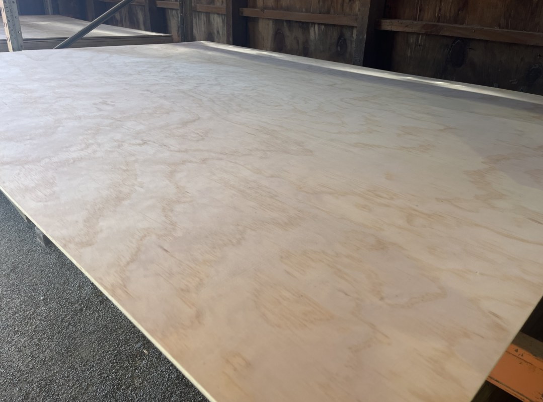 *PACK LOT* 7mm Radiata Pine Face Poplar Core Plywood, Untreated 2400 x 1200 $30 / sheet