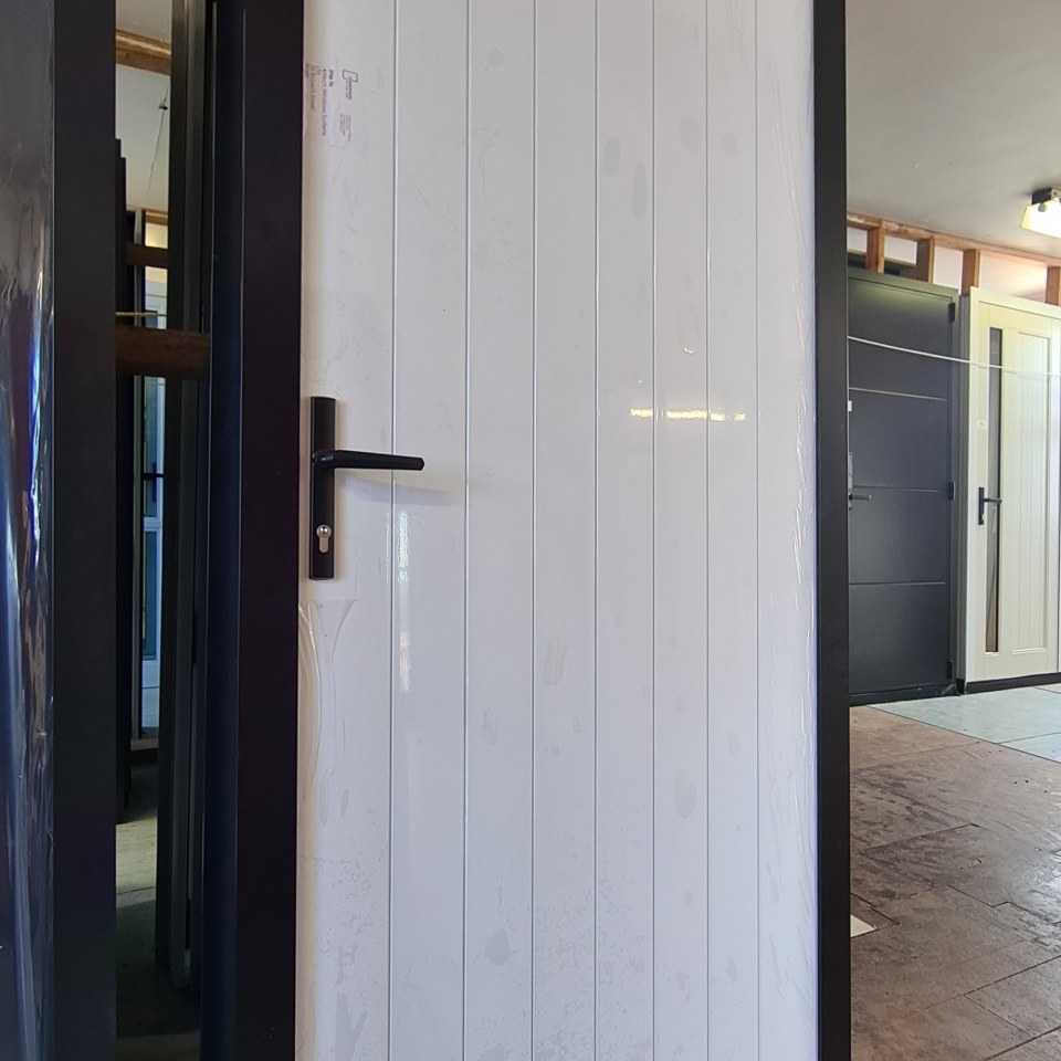 NEW Aluminium Entrance Door, Arctic White