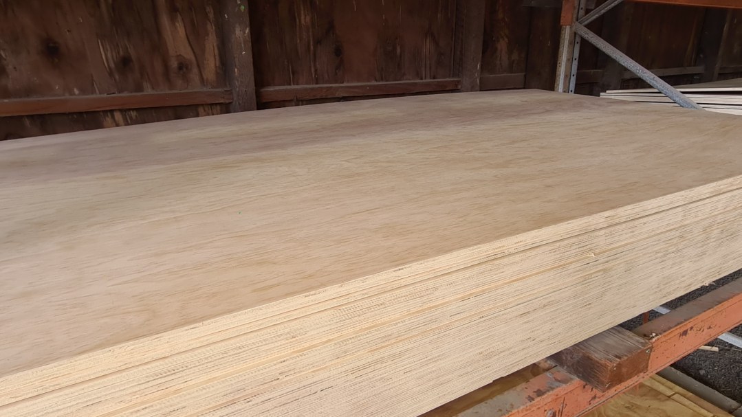9mm Plywood Pine Face Poplar Core Untreated 2400 x 1200