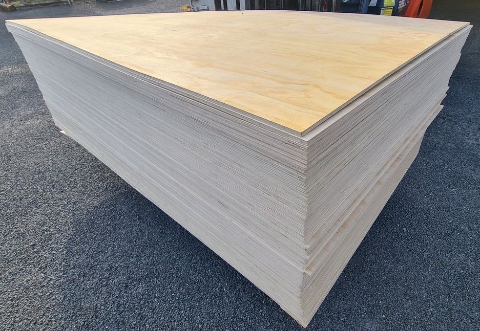 *PACK LOT* 9mm Radiata Pine Face Poplar Core Plywood, Untreated 2400 x 1200 $38p/s