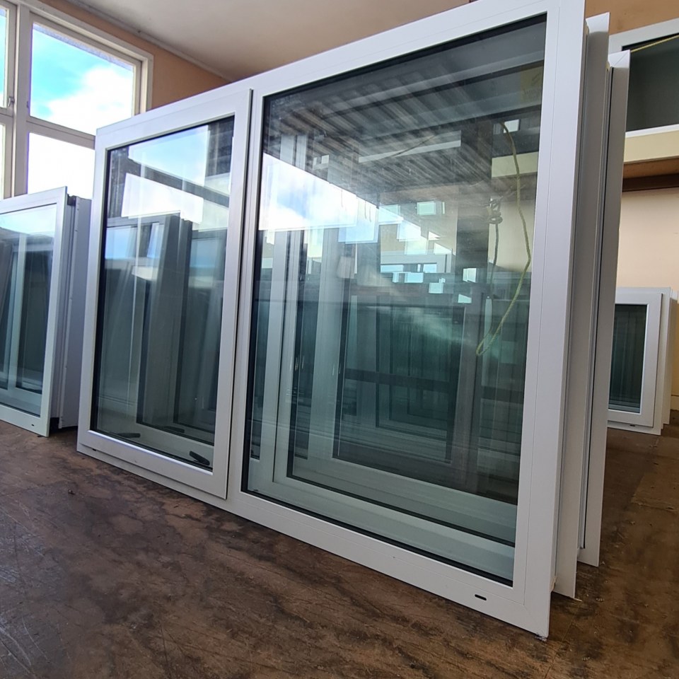 NEW Double Glazed Aluminium Window 1400 x 1000 Arctic White