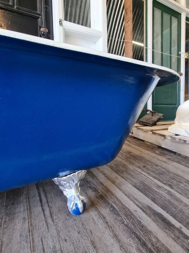 Recycled Blue Claw Foot Bath 1675 x 560