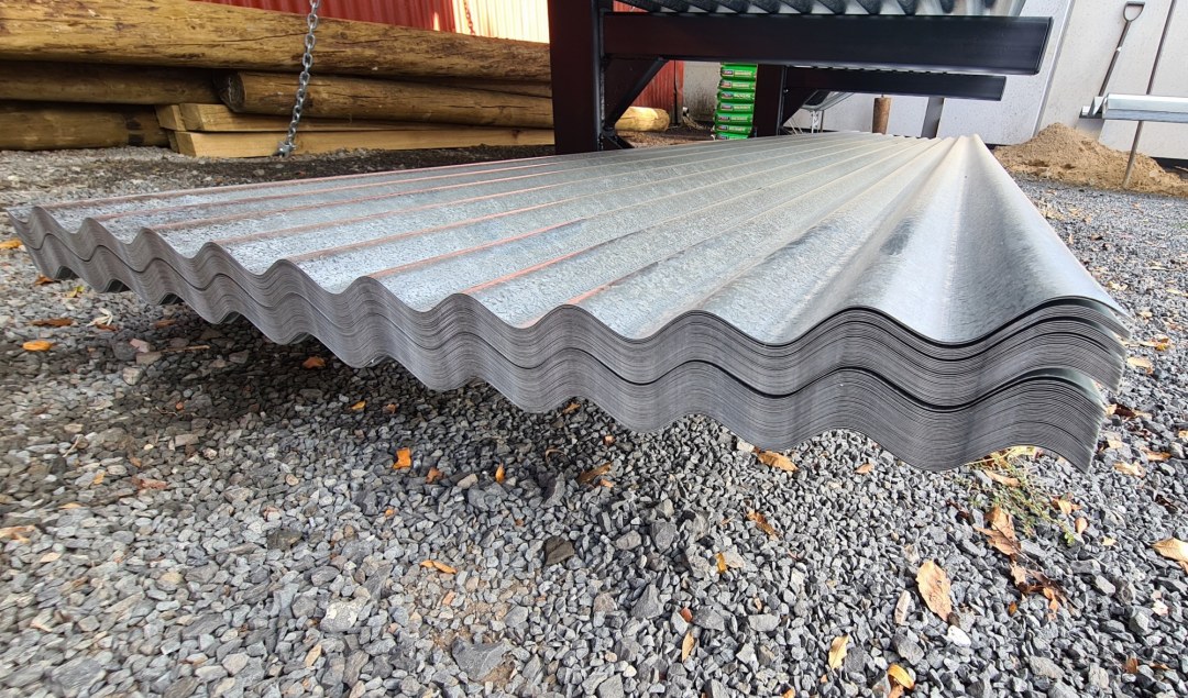 NEW 4.2m Galvanised Corrugated Roofing Iron