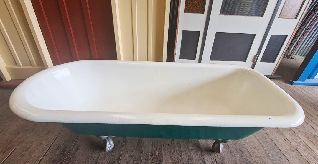 Green Claw Foot Bath 1800mm x 740mm