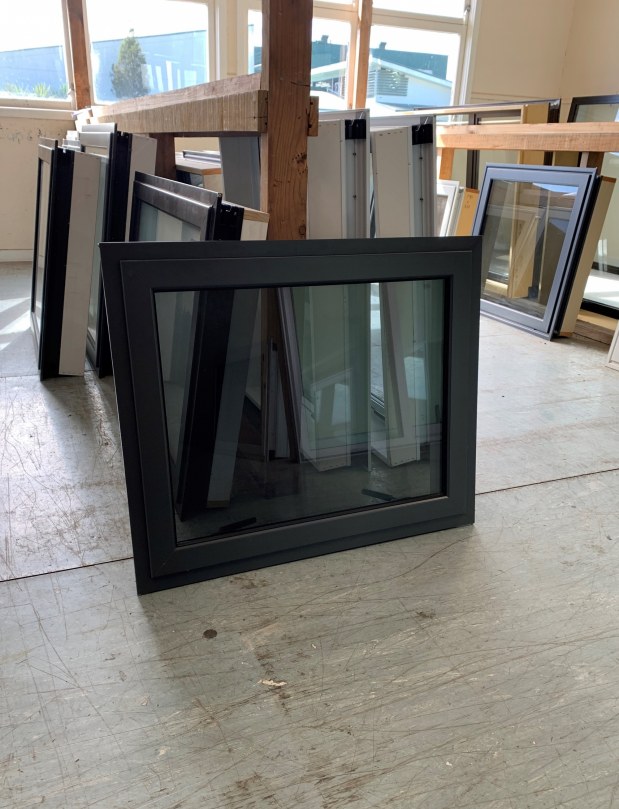 NEAR NEW Double Glazed Aluminium Window 740 x 610 #1593