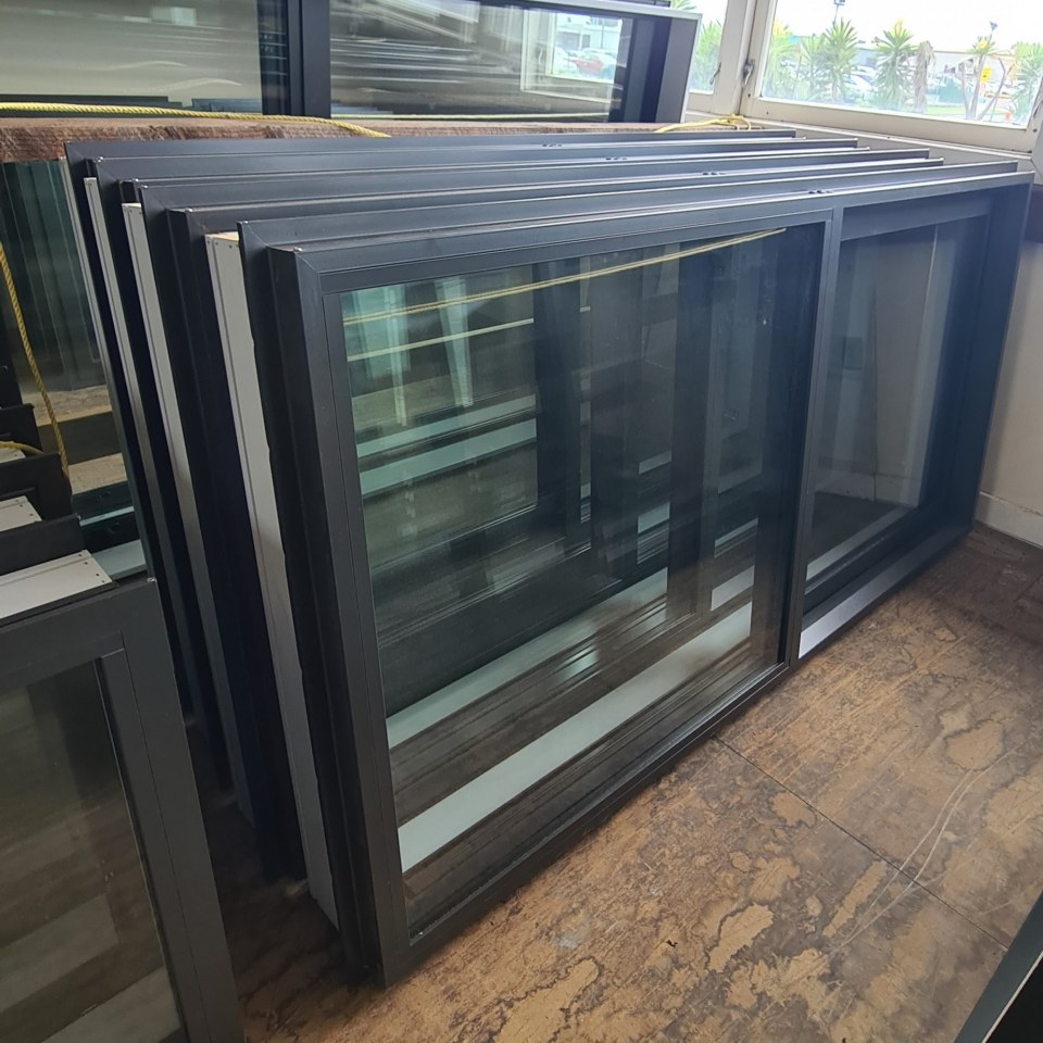 NEW Double Glazed Aluminium Sliding Window 1800 x 900 Ironsand
